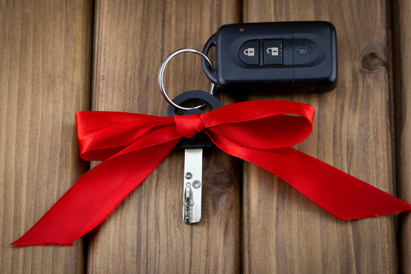 自動車保険の車両入れ替え、手続きはいつまでにすべき？　スムーズに保険を引き継ぐタイミングは？